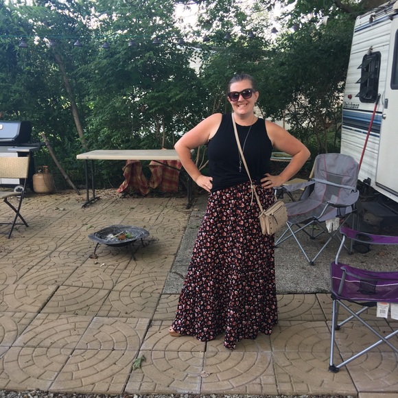 Meet your Posher, Sara - Picture 2 of 4